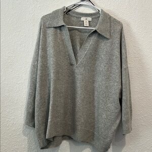 H&M Gray V-Neck Sweater with Relaxed Fit